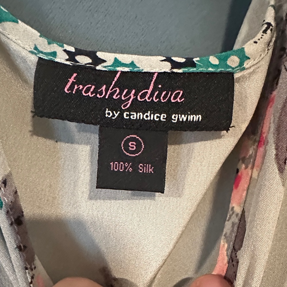 Trashy Diva 2006 Silk 1950’s Blue Floral - Picture 2 of 4
